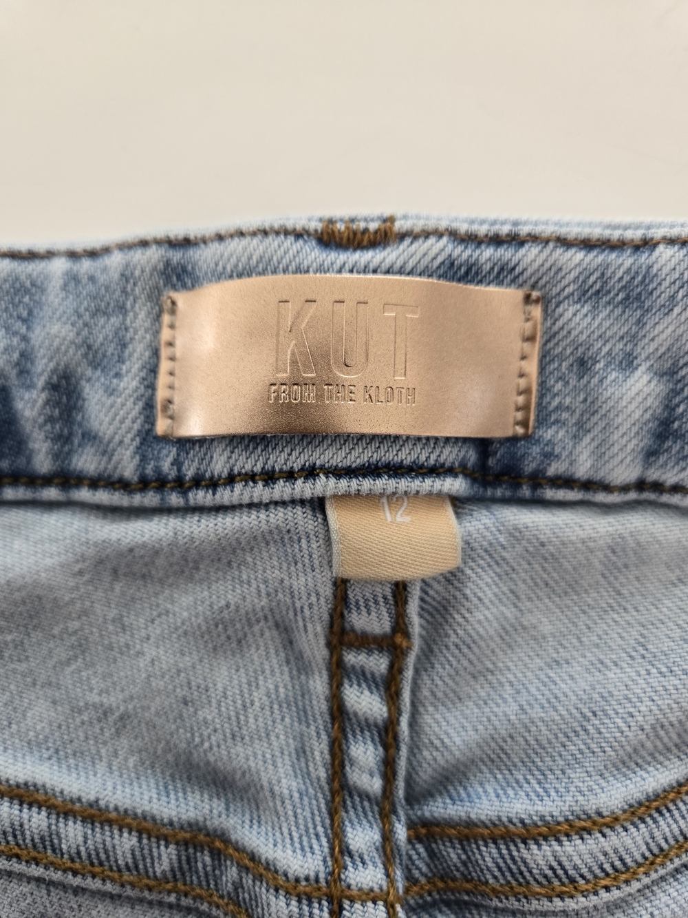 KUT from the Kloth Fab Ab Wide-Leg High Rise Light Wash Blue Jeans Size 12 - Picture 8 of 16